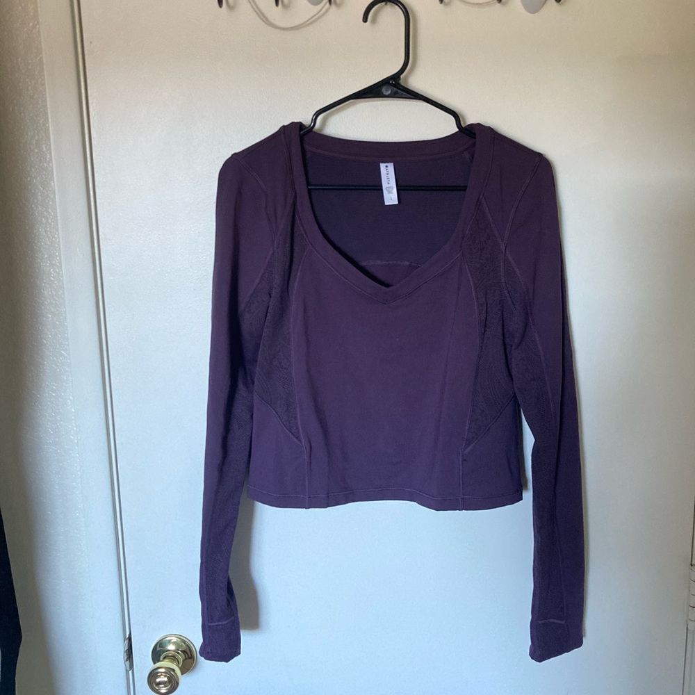 Athleta Cropped Shanti Lace Yoga Top